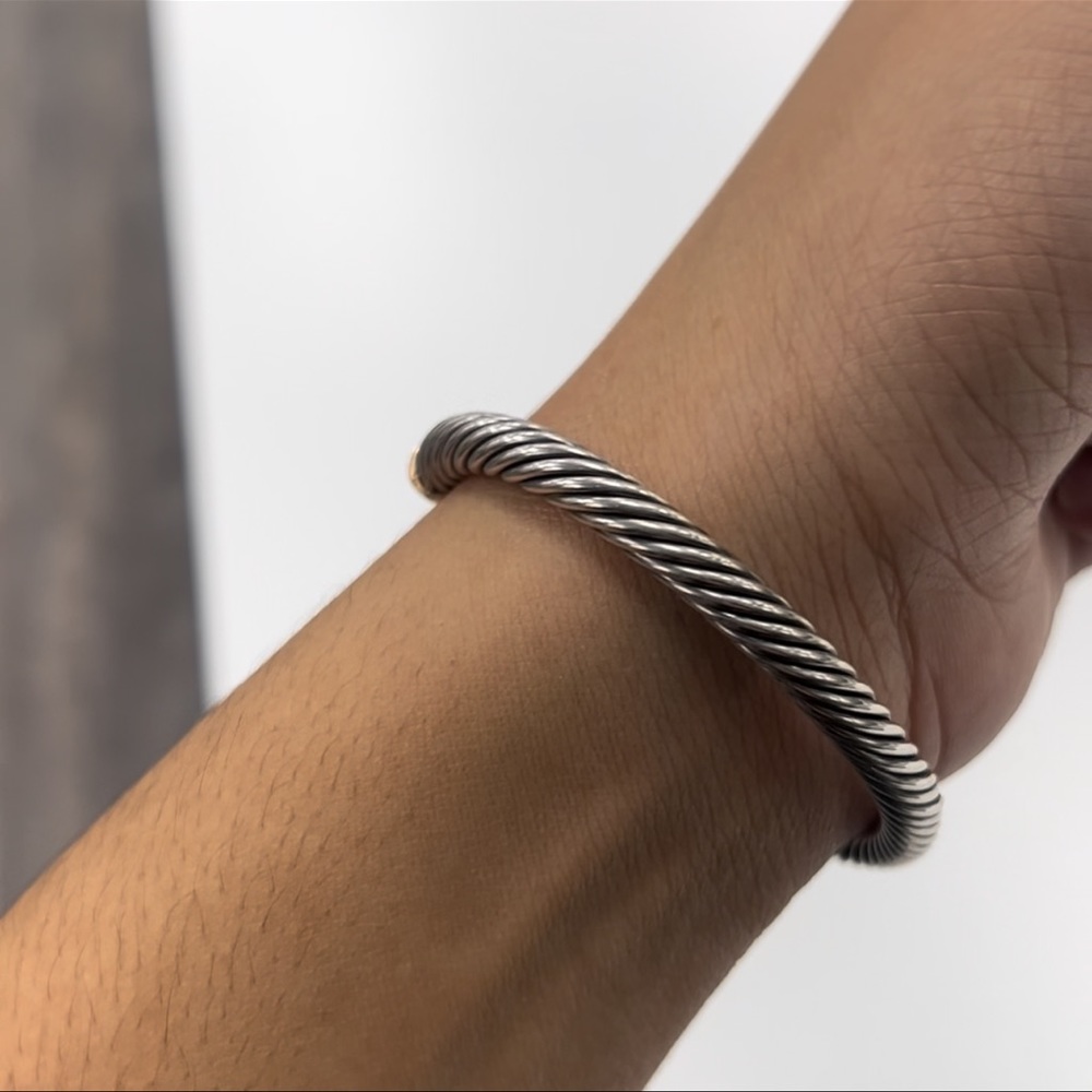 David Yurman Cable Classics Bracelet w/ 18K Yellow Gold Domes and Pavé Diamonds - Picture 10 of 12